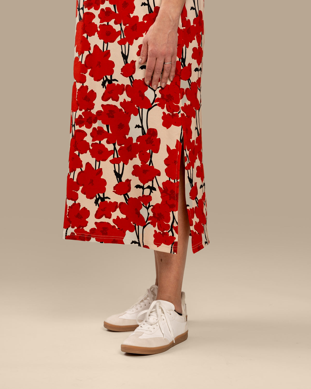 Boxy mekko, Valmut Toive.