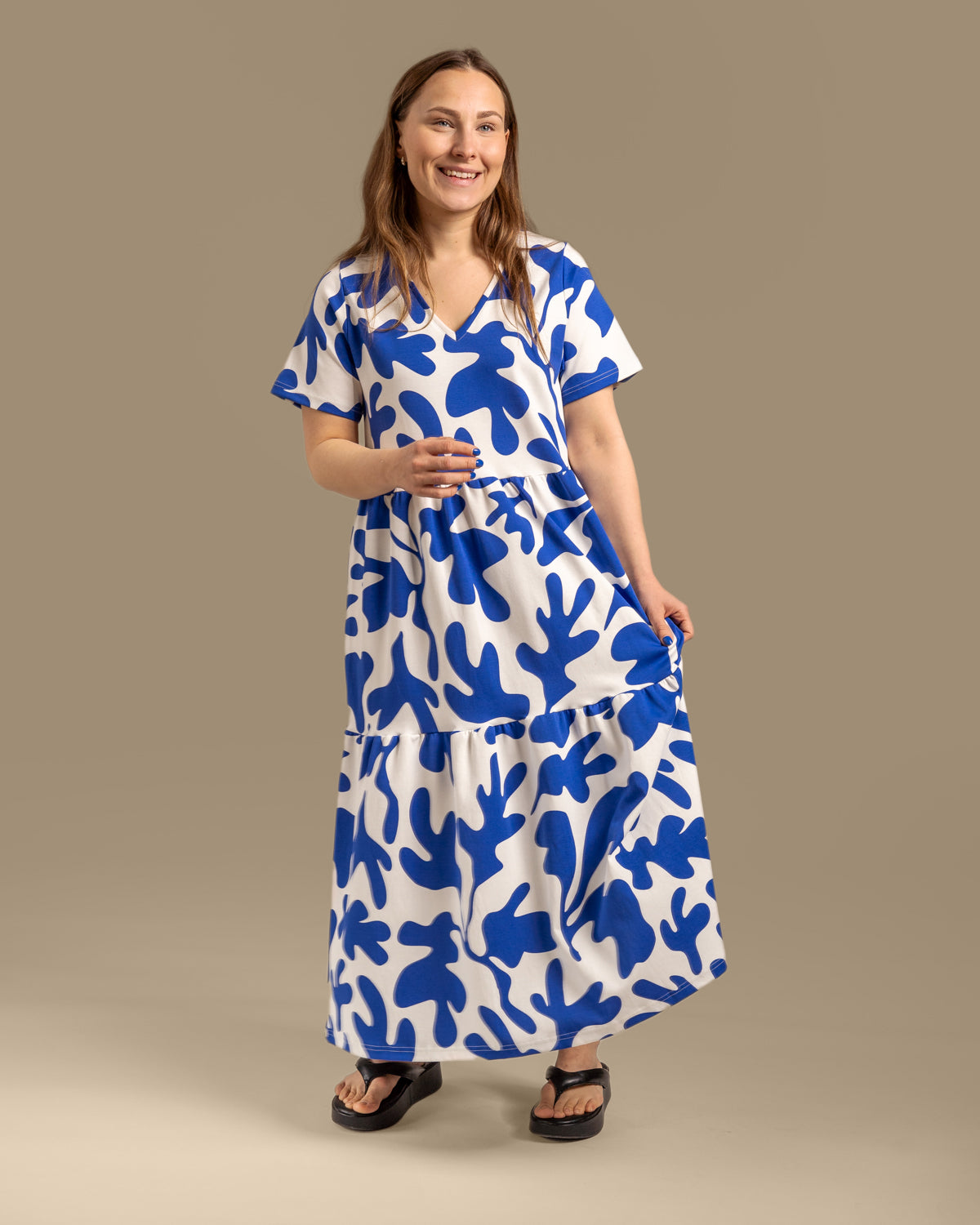 V-pääntiemekko pitkä, Como Toive
