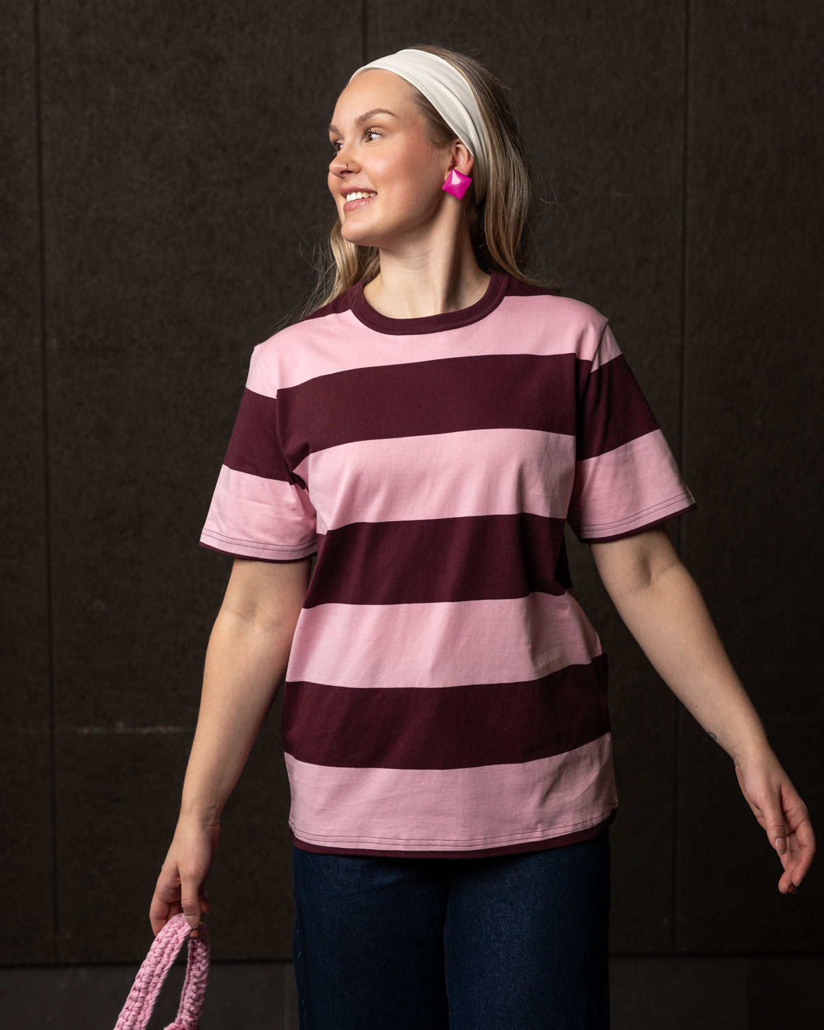 Zeitloses T-Shirt leicht, beerenfarben
