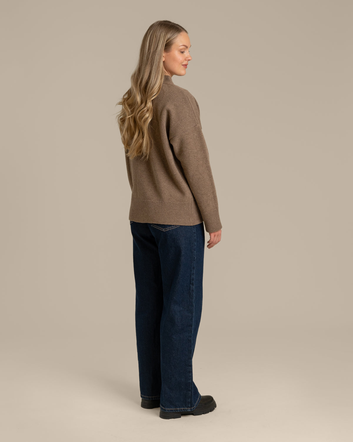 Kaste Strickjacke, mittelbraun