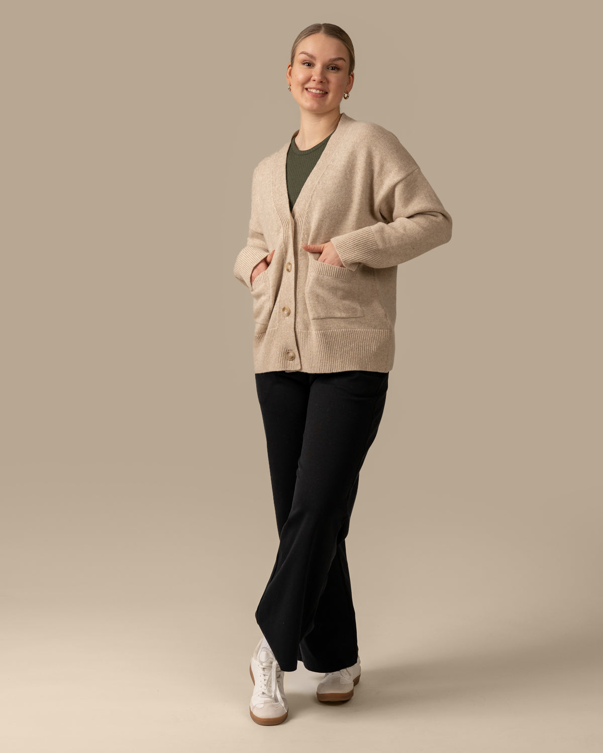 Kaste neuletakki, beige Toive.